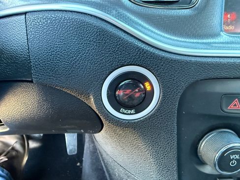 Used 2014 Dodge Charger R/T image 15