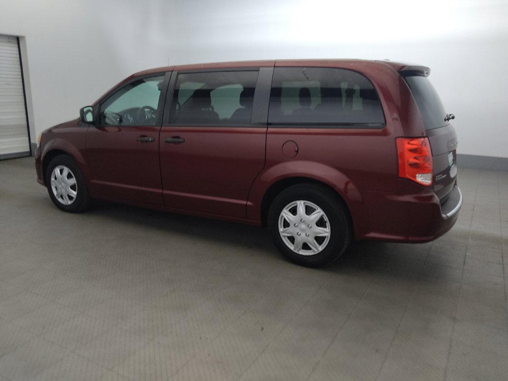 Used 2019 Dodge Grand Caravan SE w/ UConnect Hands-Free Group FWD image 3