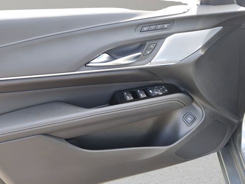 Certified 2023 Cadillac CT4 Premium Luxury image 25