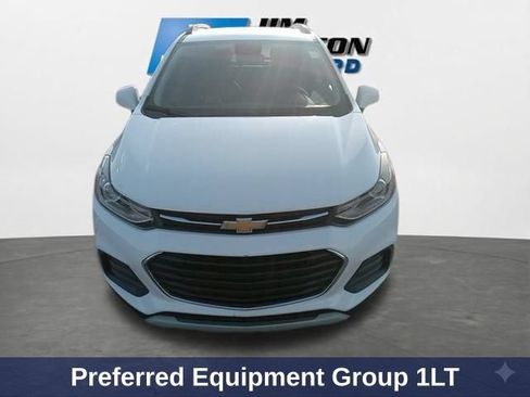 Used 2021 Chevrolet Trax LT AWD/4WD image 3