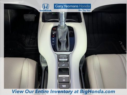 Certified 2026 Honda HR-V EX-L image 23