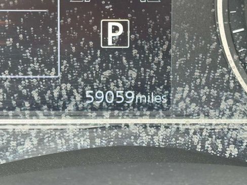 Used 2023 Nissan Versa SR w/ Trunk Package FWD image 28