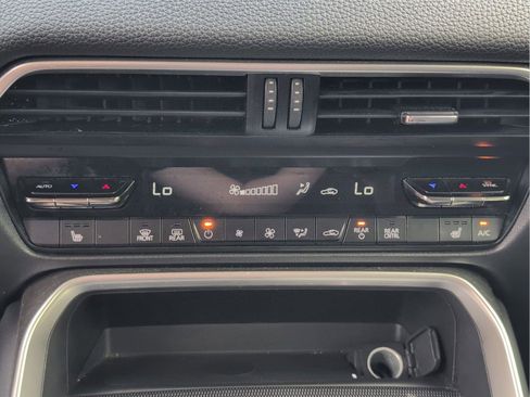 Used 2024 MAZDA CX-90 3.3 Turbo w/ Preferred Plus image 21