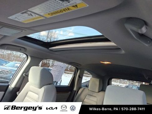 Used 2019 Honda CR-V EX image 16