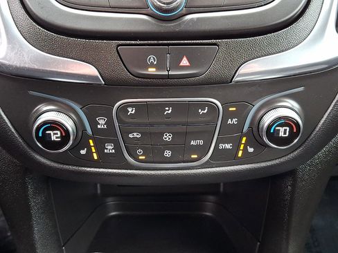 Used 2024 Chevrolet Equinox LT w/ LPO, Floor Liner Package AWD/4WD image 15