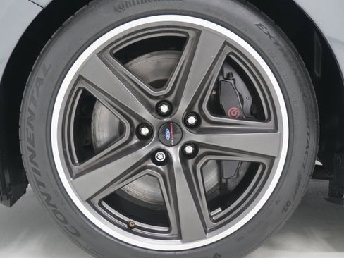 Used 2021 Ford Mustang GT Premium w/ GT Performance Package RWD image 28