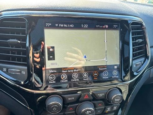 Used 2020 Jeep Grand Cherokee Limited X image 24