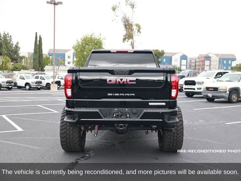 Used 2024 GMC Sierra 1500 Elevation w/ Max Trailering Package image 4