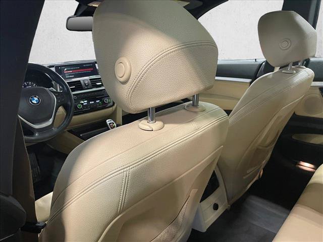Used 2018 BMW 330i Gran Turismo xDrive AWD/4WD image 17