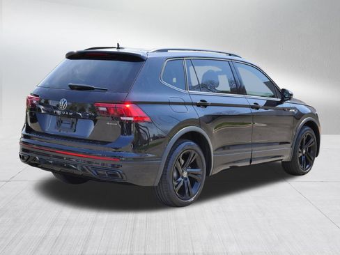 Certified 2023 Volkswagen Tiguan SE R-Line AWD/4WD image 7