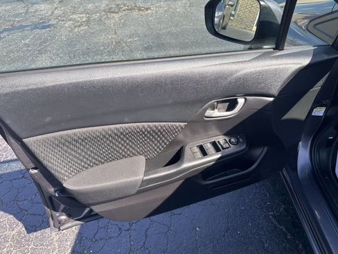 Used 2015 Honda Civic SE image 12