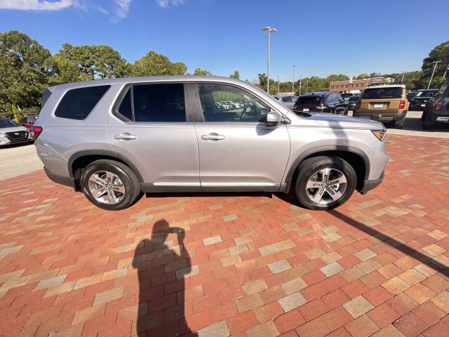 Used 2024 Honda Pilot EX-L image 37