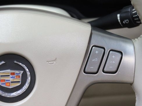 Used 2005 Cadillac XLR RWD image 50