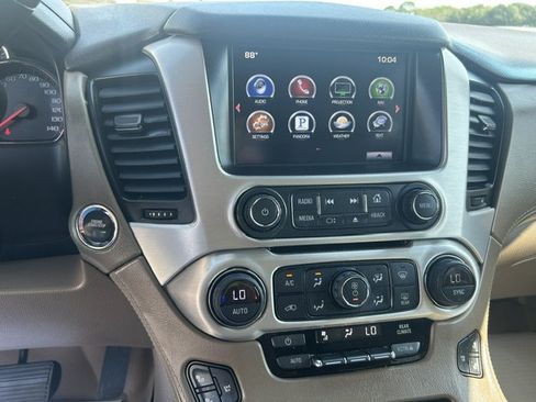 Used 2016 GMC Yukon XL SLT RWD image 26
