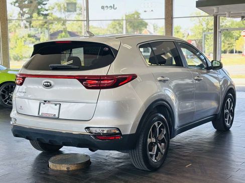 Used 2020 Kia Sportage LX AWD/4WD image 7