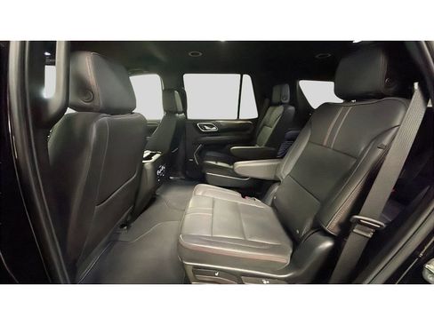 Used 2024 Chevrolet Tahoe RST w/ RST Performance Edition AWD/4WD image 15