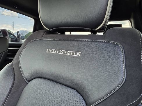 Used 2023 RAM 1500 Laramie AWD/4WD image 22