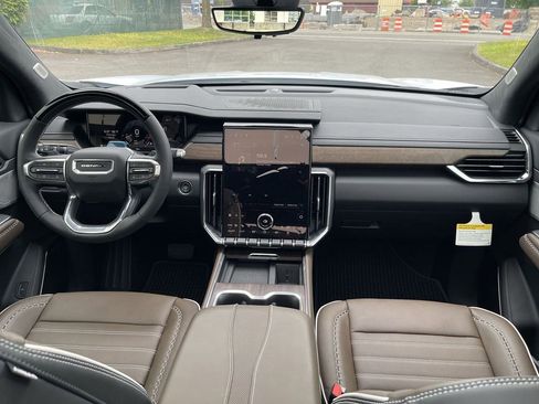 New 2026 GMC Acadia Denali Ultimate AWD/4WD image 21