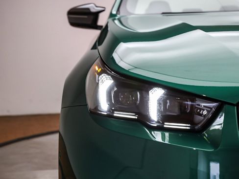 Used 2026 BMW M5 w/ Carbon Package image 7