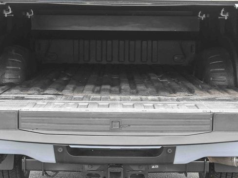 Used 2025 Ford F350 Platinum w/ Platinum Plus Package image 9