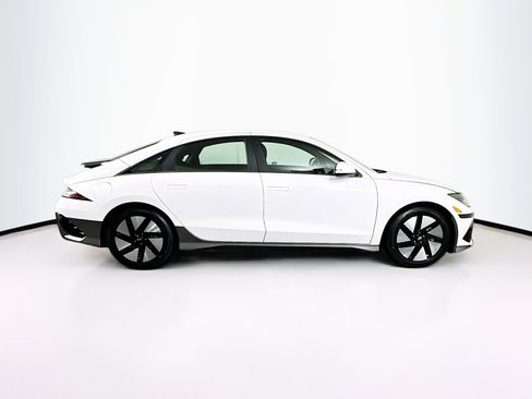 Used 2024 Hyundai Ioniq 6 SE RWD image 10