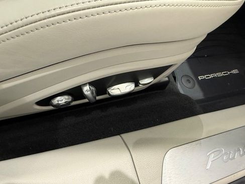 Used 2018 Porsche Panamera 4S w/ Sport Package image 21