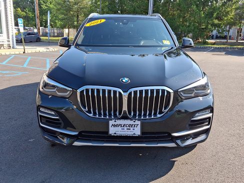 Used 2021 BMW X5 xDrive45e w/ Parking Assistance Package AWD/4WD image 2
