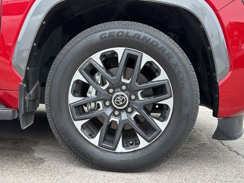 Used 2024 Toyota Sequoia Limited w/ Tow Technology Package AWD/4WD image 6