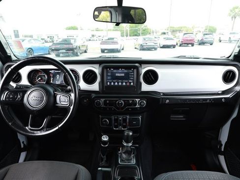 Used 2021 Jeep Wrangler Unlimited Sport AWD/4WD image 29