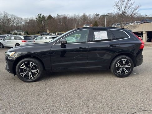 Certified 2022 Volvo XC60 B5 Momentum w/ Climate Package image 6