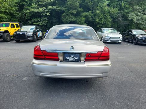 Used 2005 Mercury Grand Marquis GS RWD image 6