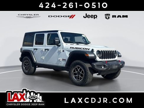Used 2025 Jeep Wrangler Unlimited Rubicon AWD/4WD image 1