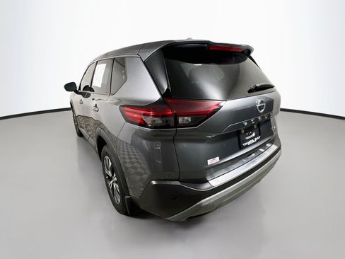 Used 2021 Nissan Rogue SV FWD image 8