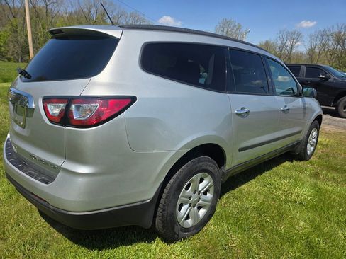 Used 2015 Chevrolet Traverse LS FWD image 7