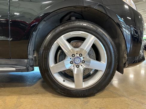 Used 2014 Mercedes-Benz ML 350 4MATIC w/ Premium 1 Package image 6