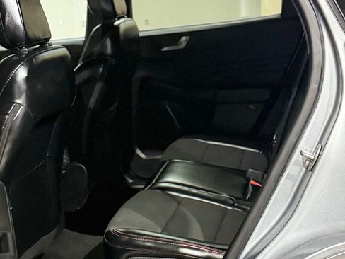 Used 2023 Ford Escape ST-Line image 39