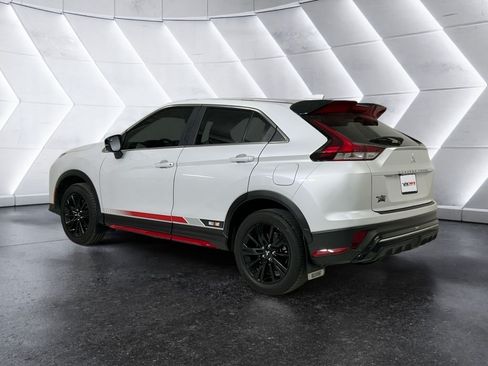 Used 2023 Mitsubishi Eclipse Cross LE AWD/4WD image 6
