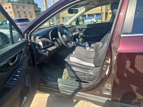 Used 2024 Subaru Outback Limited XT AWD/4WD image 2