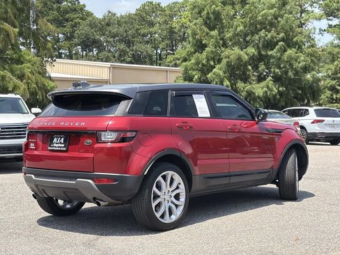 Used 2019 Land Rover Range Rover Evoque SE Premium AWD/4WD image 4
