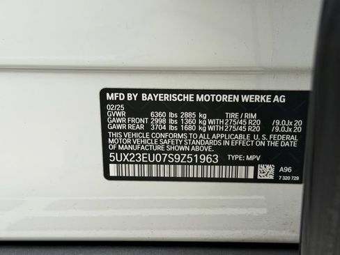 Used 2025 BMW X5 xDrive40i AWD/4WD image 55