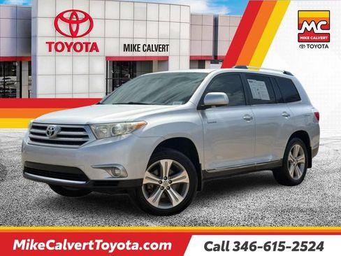 Used 2012 Toyota Highlander Limited FWD image 1