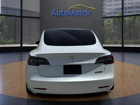 Used 2021 Tesla Model 3 Standard Range Plus RWD image 9
