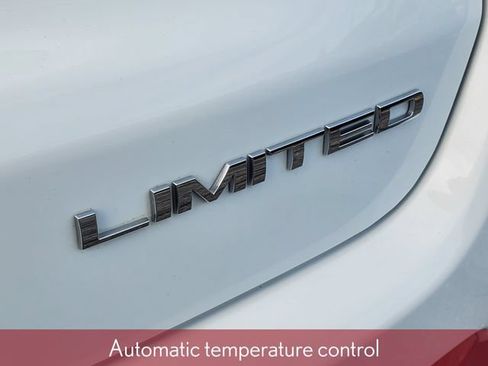 Used 2023 Jeep Compass Limited AWD/4WD image 8