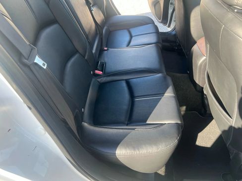 Used 2018 MAZDA MAZDA3 Touring image 23