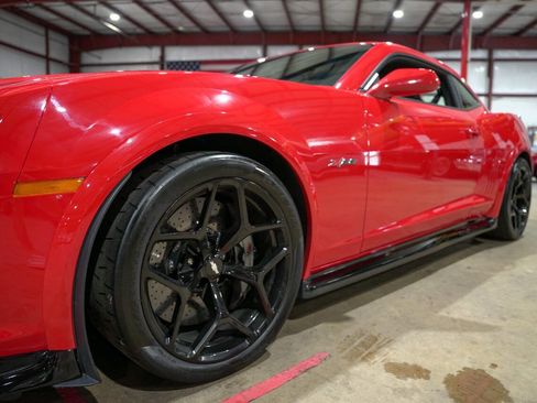 Used 2014 Chevrolet Camaro Z/28 image 31