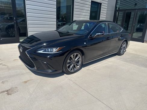 Used 2021 Lexus ES 350 F Sport image 3