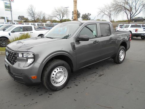 New 2026 Ford Maverick XL image 25