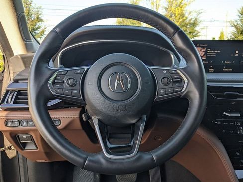 Used 2024 Acura MDX SH-AWD w/ Advance Package image 19