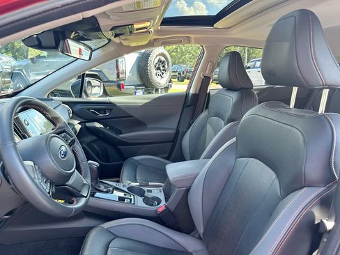 Used 2024 Subaru Crosstrek 2.5i Limited AWD/4WD image 8