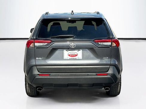 Used 2021 Toyota RAV4 XLE Premium AWD/4WD image 6